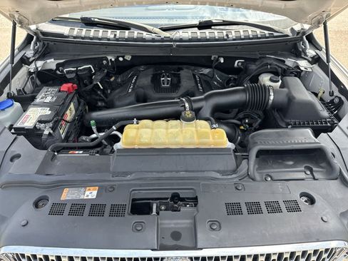 Used 2018 Lincoln Navigator Reserve w/ Technology Package AWD/4WD image 21