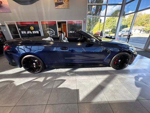 Used 2023 BMW M4 xDrive Competition image 7