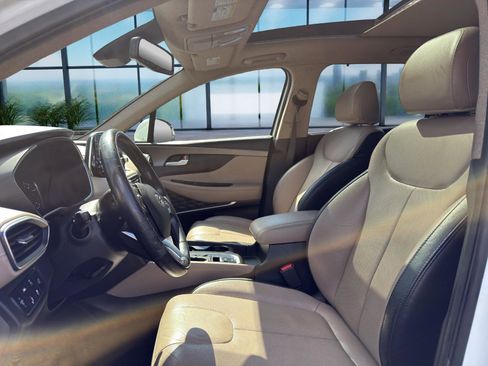 Used 2020 Hyundai Santa Fe Limited w/ Cargo Package image 9