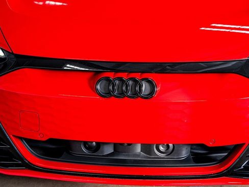 Used 2024 Audi RS e-tron GT w/ Carbon Performance Package image 15