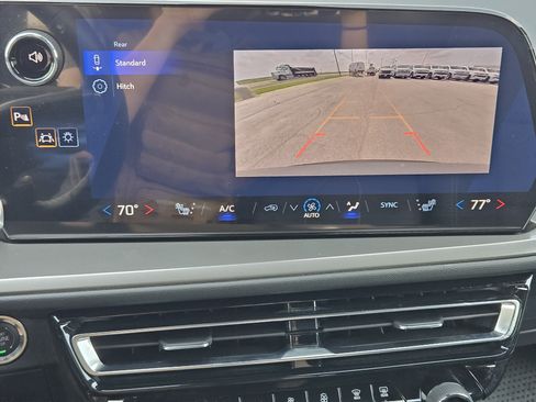 New 2026 Chevrolet Traverse LT FWD image 13