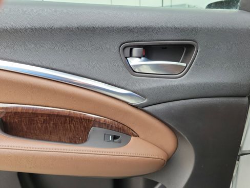 Used 2018 Acura MDX FWD w/ Technology Package image 13