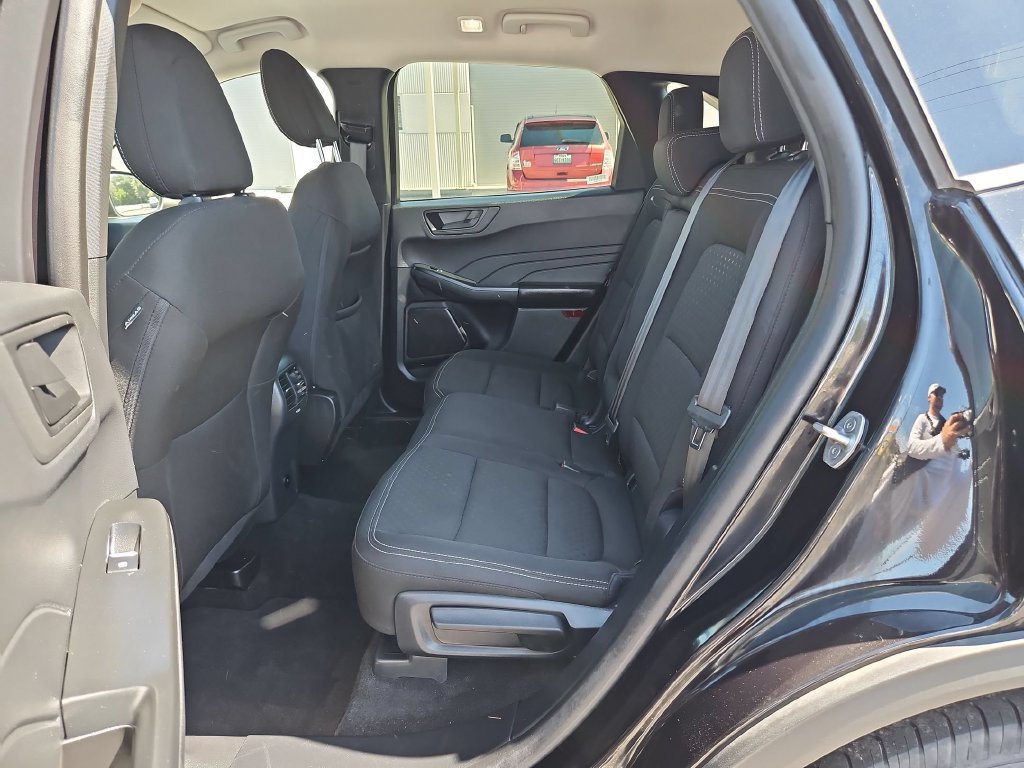 Used 2025 Ford Escape Active AWD/4WD image 26