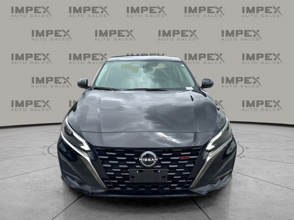 Used 2023 Nissan Altima 2.5 SR FWD image 8