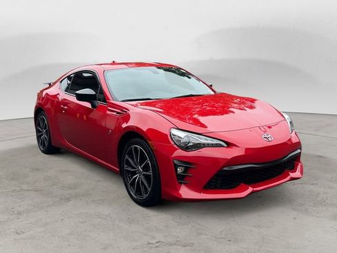 Used 2018 Toyota 86 RWD image 7