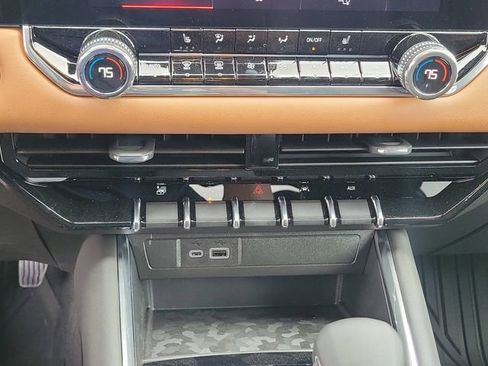 New 2026 GMC Canyon AT4 AWD/4WD image 22