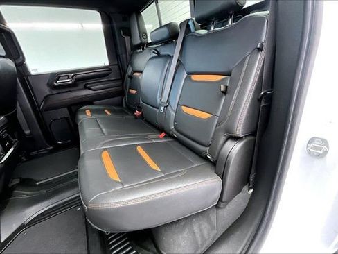 Used 2024 GMC Sierra 2500 AT4 w/ AT4 Premium Plus Package AWD/4WD image 19