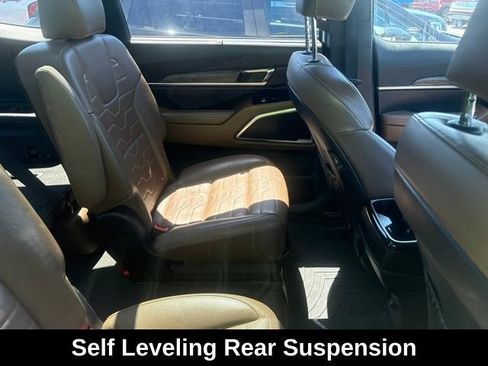 Used 2021 Kia Telluride SX w/ SX Prestige Package AWD/4WD image 7