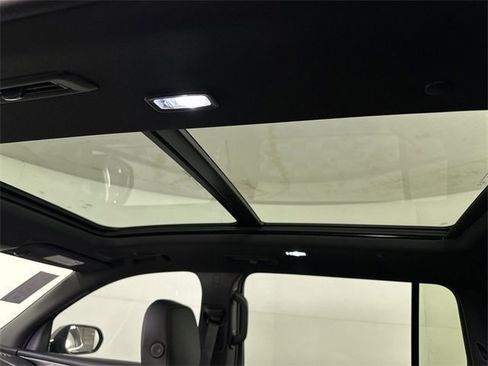 New 2026 Chevrolet Traverse LT w/ Sun and Wheel Package image 19