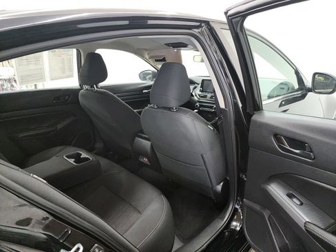 Used 2025 Nissan Altima 2.5 SV AWD/4WD image 30