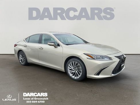Used 2024 Lexus ES 300h w/ Luxury Package image 1