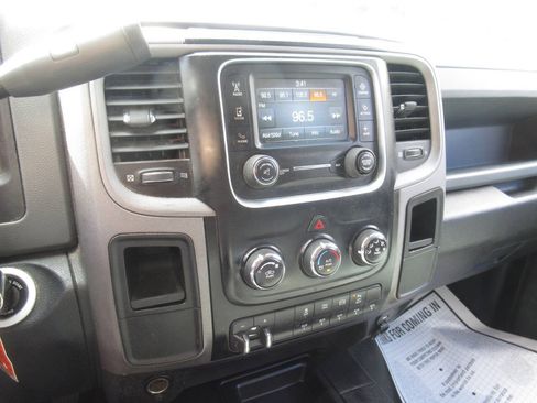 Used 2016 RAM 2500 Tradesman w/ Chrome Appearance Group AWD/4WD image 24