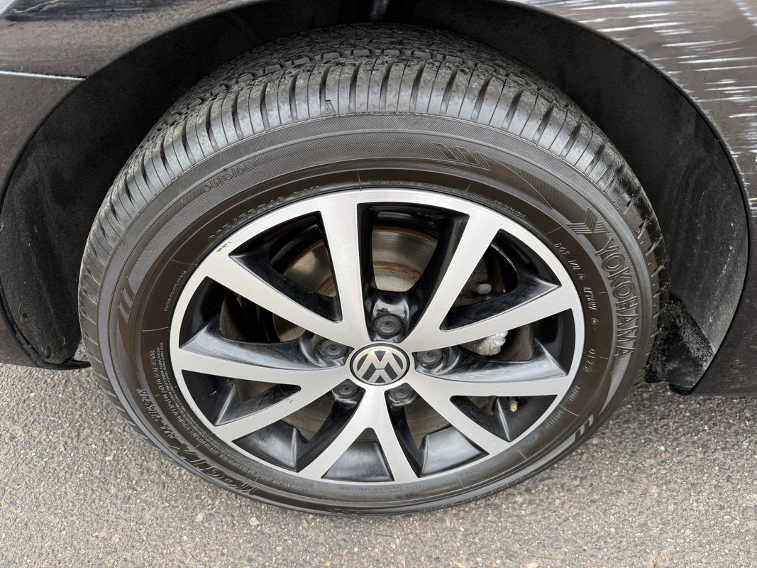 Used 2017 Volkswagen Jetta SE FWD image 12