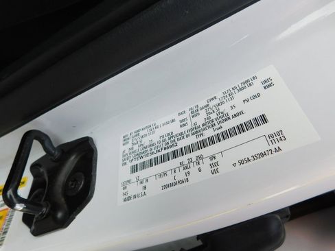 Used 2018 Ford F150 XLT w/ Equipment Group 302A Luxury image 8