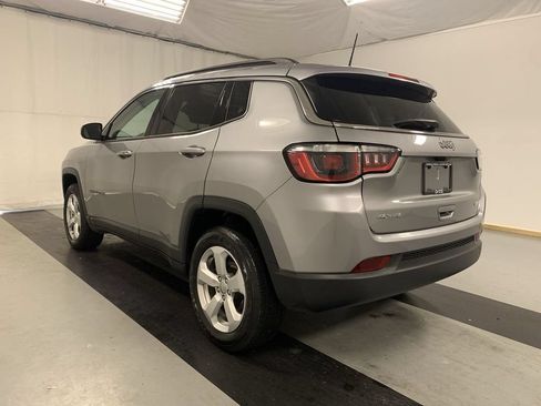 Used 2020 Jeep Compass Latitude w/ Cold Weather Group AWD/4WD image 4