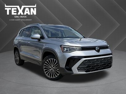 Used 2025 Volkswagen Taos SE