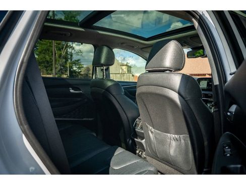 Used 2019 Hyundai Santa Fe FWD image 16