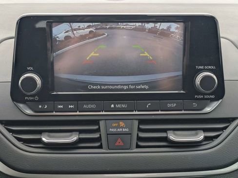 Used 2024 Nissan Altima 2.5 S image 19