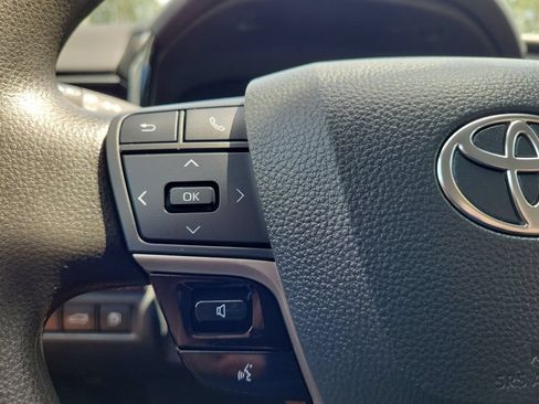 Used 2025 Toyota Camry LE FWD image 27
