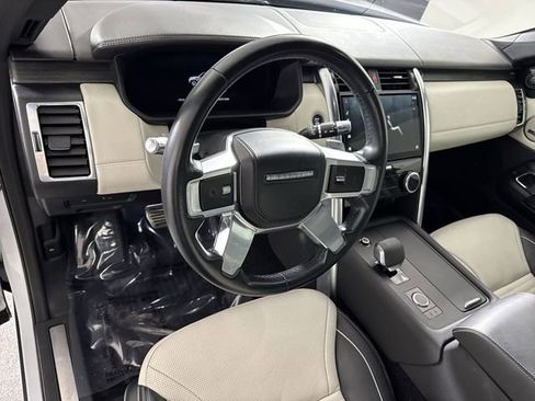 Used 2022 Land Rover Discovery HSE R-Dynamic image 15