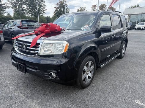 Used 2013 Honda Pilot Touring image 1