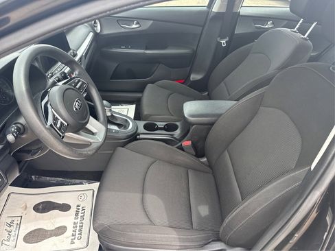 Used 2020 Kia Forte Sedan FWD image 11