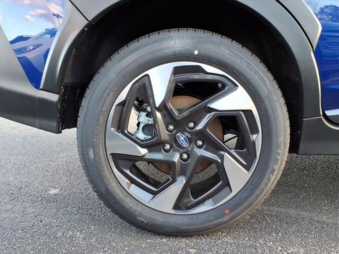 New 2025 Subaru Crosstrek 2.5i Limited w/ Crosstrek Mirror Package image 5