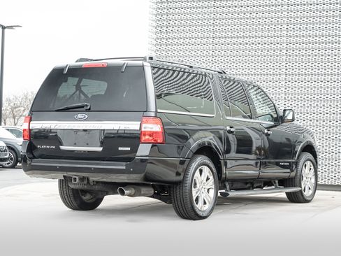 Used 2015 Ford Expedition EL Platinum image 4