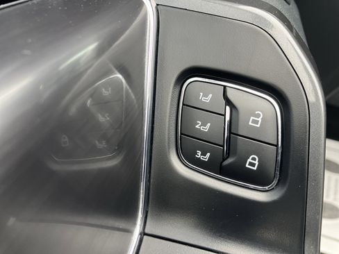 Certified 2023 Ford F150 Lariat w/ Equipment Group 502A High image 18