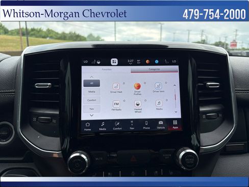 Used 2022 RAM 1500 Laramie AWD/4WD image 29