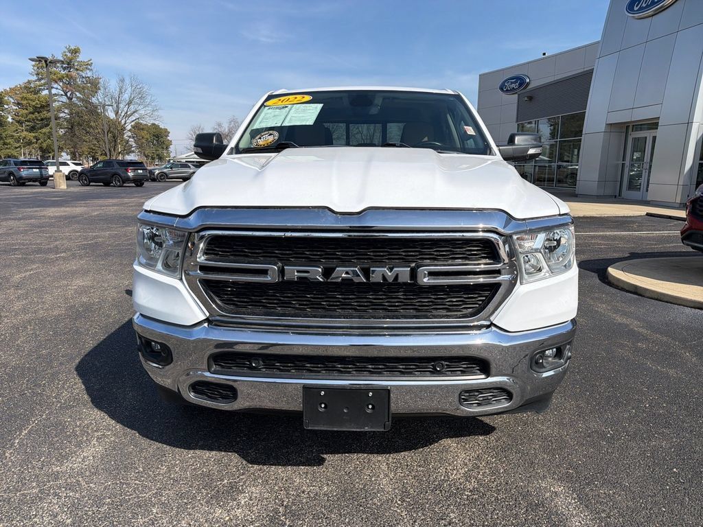 Used 2022 RAM 1500 Big Horn AWD/4WD image 3