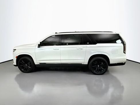 Used 2023 Cadillac Escalade ESV Sport w/ Touring Package AWD/4WD image 4