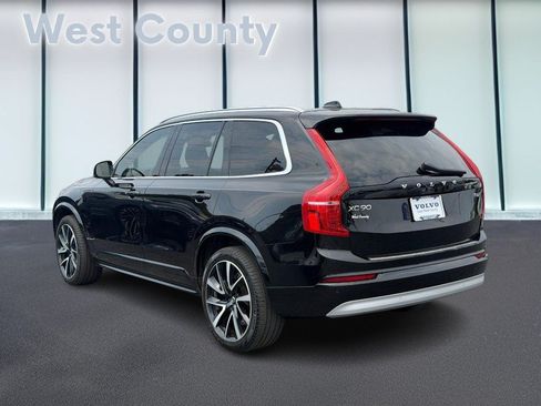 Used 2022 Volvo XC90 T6 Momentum w/ Advanced Package AWD/4WD image 7