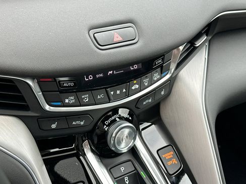 New 2025 Acura TLX w/ Technology Package image 18