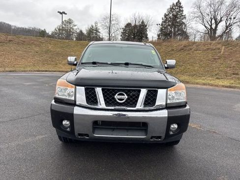 Used 2014 Nissan Titan SV w/ SV Value Truck Package image 3