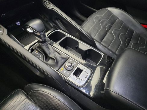 Used 2021 Kia Telluride SX w/ SX Prestige Package image 26