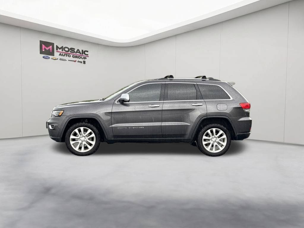Used 2017 Jeep Grand Cherokee Limited w/ Luxury Group II AWD/4WD image 5