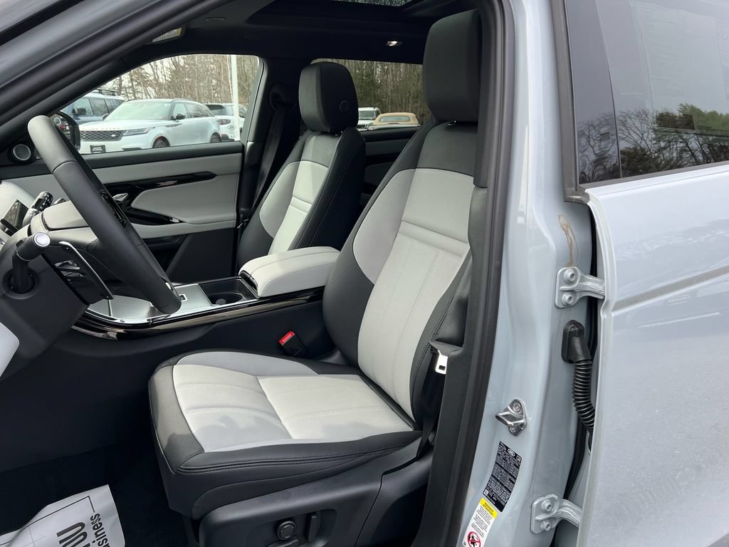 New 2026 Land Rover Range Rover Evoque Dynamic SE AWD/4WD image 11