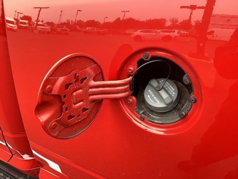 Used 2024 RAM 2500 Big Horn w/ Bed Utility Group image 21