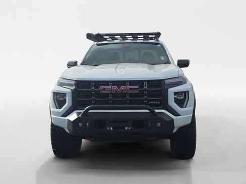 Used 2023 GMC Canyon AT4 w/ Technology Package image 10