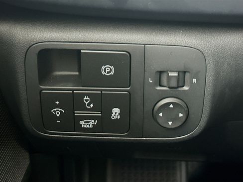 Used 2024 Hyundai Ioniq 6 SEL image 17