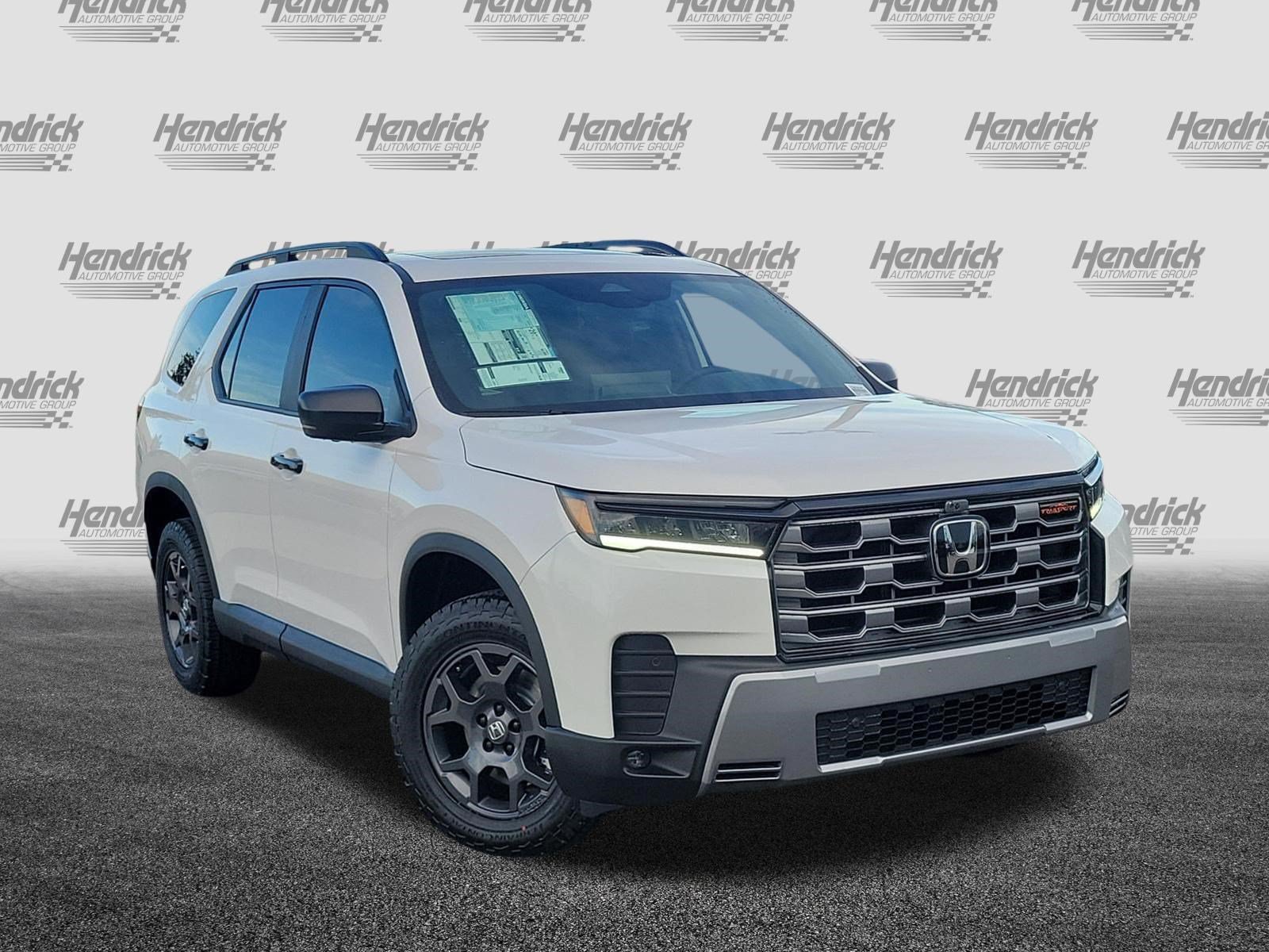 New 2026 Honda Pilot TrailSport image 2
