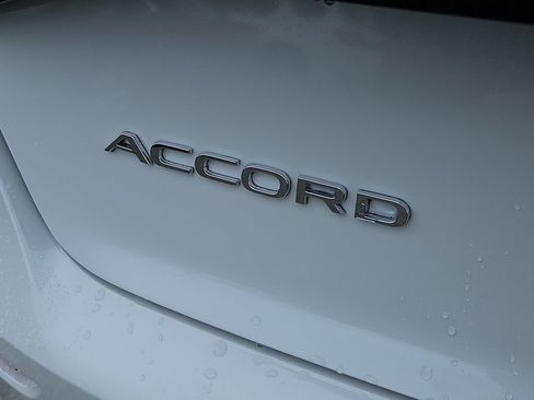 Certified 2023 Honda Accord LX image 12