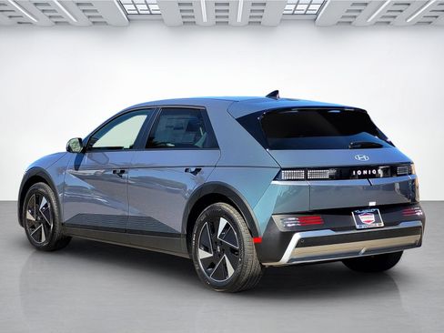 New 2026 Hyundai Ioniq 5 SEL RWD image 6