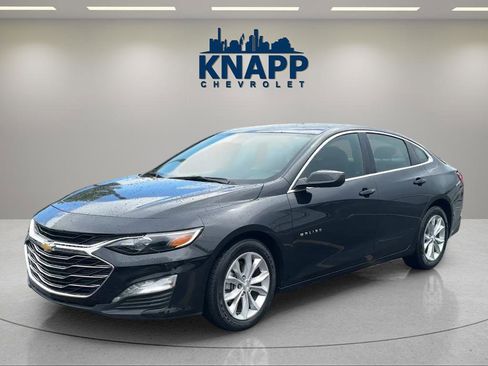 Used 2025 Chevrolet Malibu LT FWD image 1
