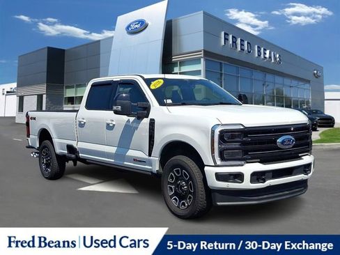 Used 2026 Ford F350 Platinum AWD/4WD image 1