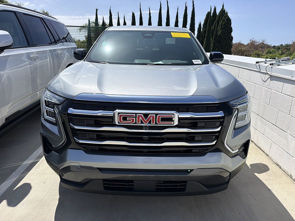 Used 2025 GMC Terrain Elevation AWD/4WD image 1