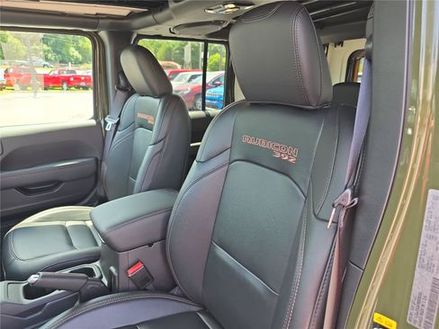Used 2023 Jeep Wrangler Unlimited Rubicon 392 AWD/4WD image 20