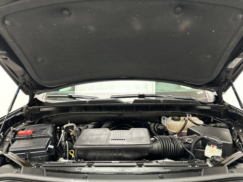 Used 2024 Chevrolet Suburban Premier image 49