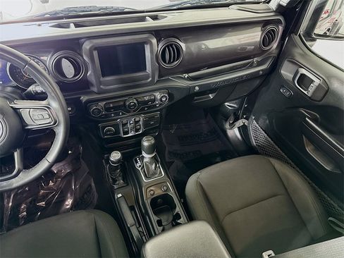 Used 2020 Jeep Wrangler Unlimited Sport image 25